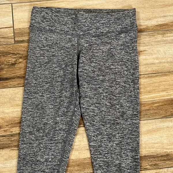 Pink Victoria’s Secret gray ultimate yoga leggings - Image 2