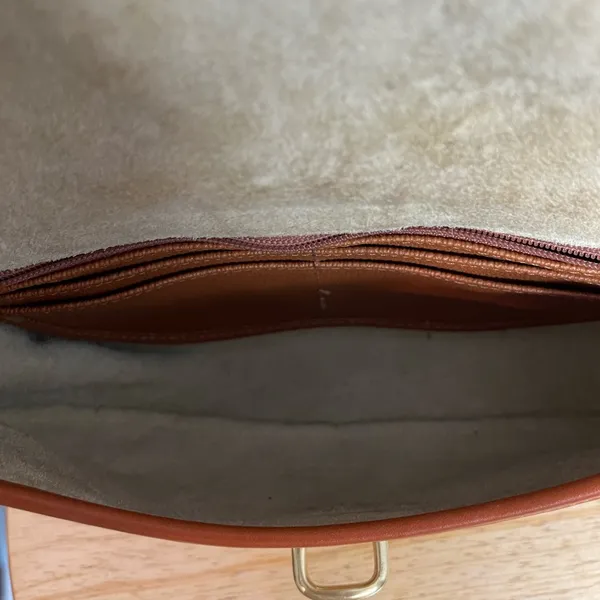 Dooney & Bourke Vintage Ivory Bag Small Equestrian Messenger Bag - Image 5
