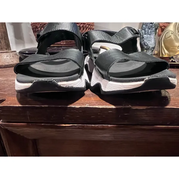 SOREL Kinetic Impact 2 Black Leather Sporty Chunky Strappy Sandals 7.5 - Image 5