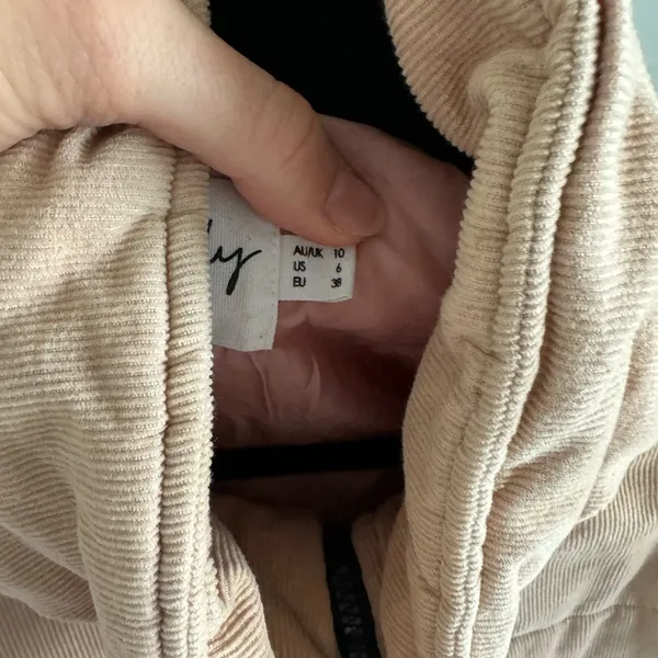 Princess Polly jacket - Image 3