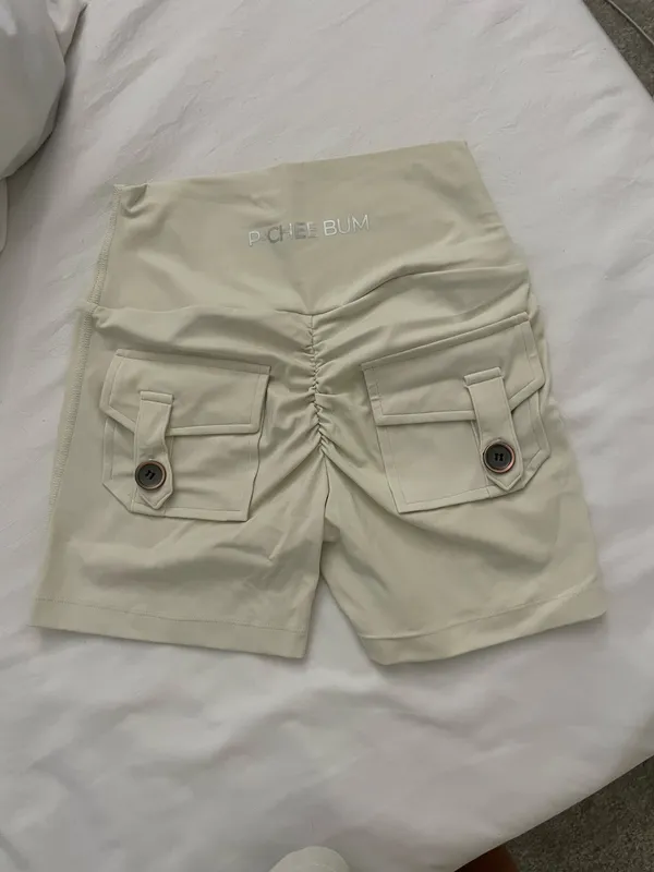 NVGTN Pcheebum Pocket Scrunch Shorts - Image 4