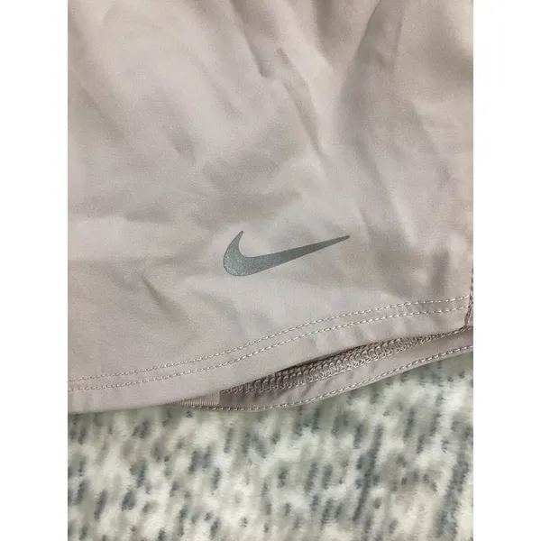 Nike Dri-FIT Women Training Shorts XL Mauve Taupe Loose Fit DX6016-019‎ NWT - Image 2