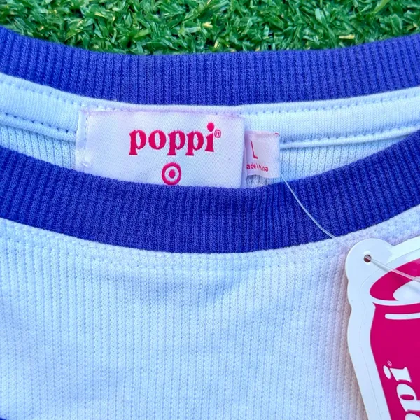 Poppi Crop Top Somebody At Poppi Loves Me Shirt Beige And Purple New With Tag - Image 3