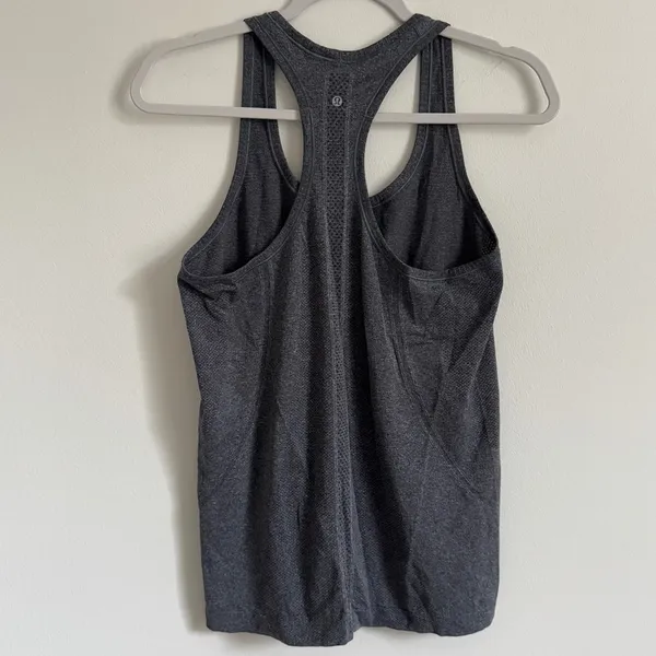 Lululemon Swiftly Tech Tank Top Gray Size 8 Racerback - Image 3