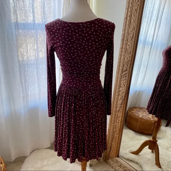 Old Navy Long Sleeve Dress - Image 2