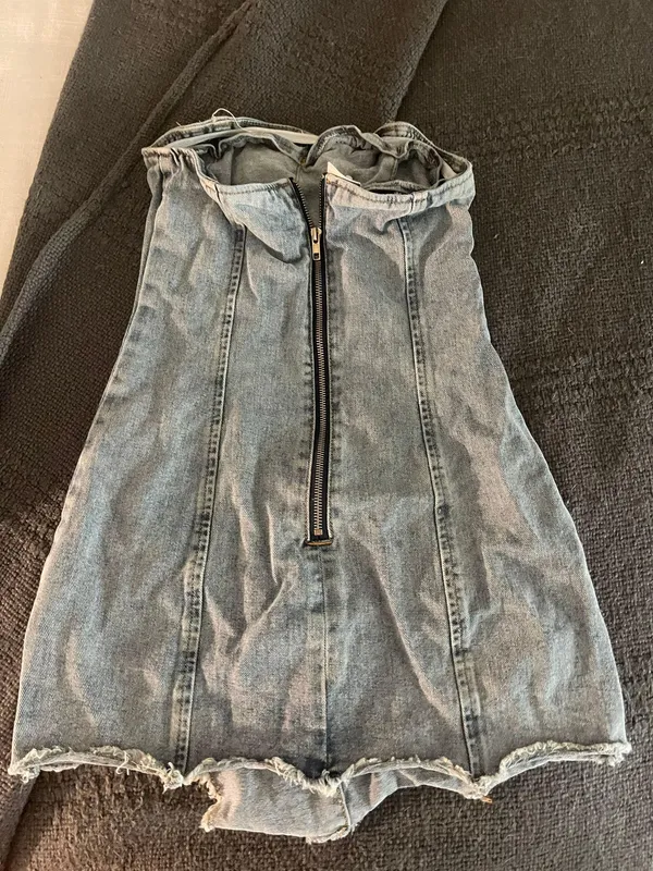 Pretty Little Thing Denim Dress - Image 5
