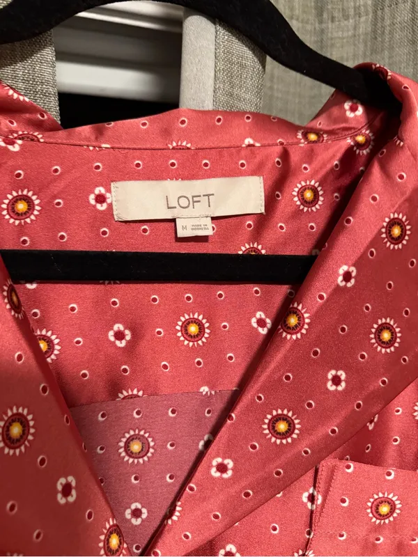 LOFT Rose Pink Satin Button-Front Shirt with Micro Dot Print - Image 2