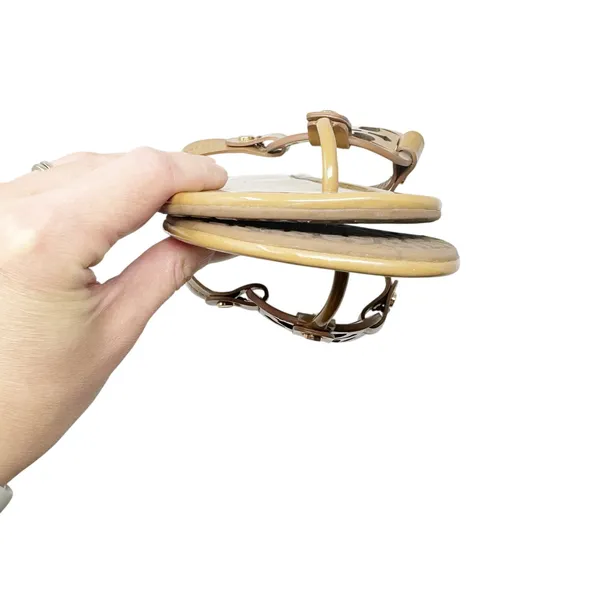 Tory Burch Miller Sandal Tan Patent Leather Logo Medallion Thong Flat Size 11 - Image 7