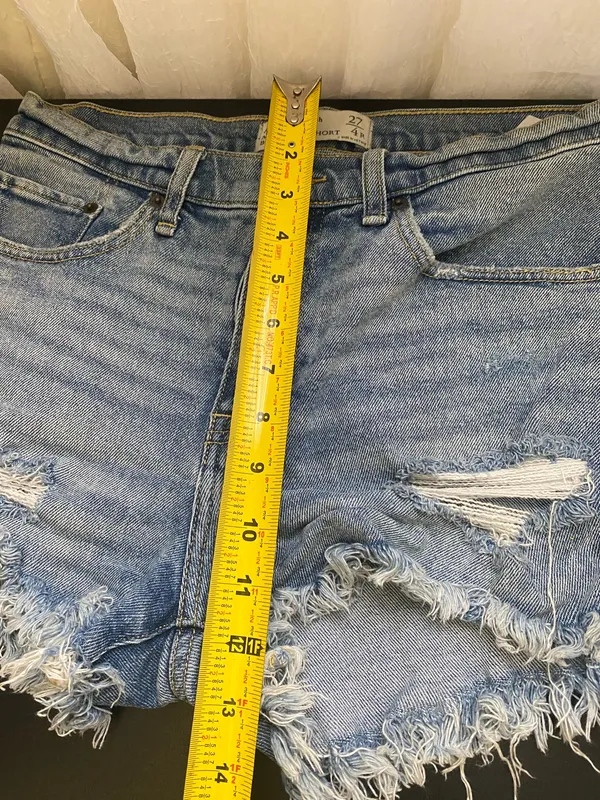 Abercrombie Women's Shorts Size 27 Boyfriend Short - Image 6