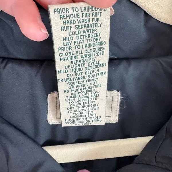 L.L. Bean Black Puffer Full‎ ZIp Goose Down Bodywarmer Trench Coat Size M - Image 7