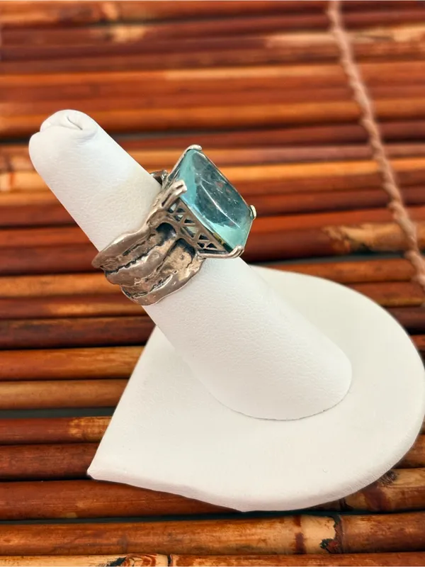 Silpada Sterling Silver Ring with Aqua Blue Square Glass Stone 5.5 - Image 4