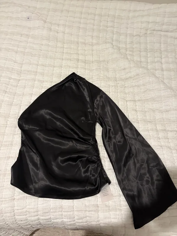 superdown Skirt Set - Image 8