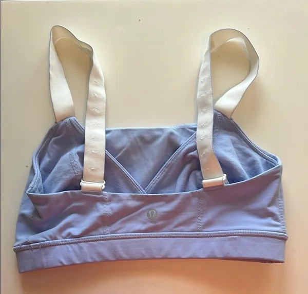 Lululemon Women's Purple Sports Bra - Image 3
