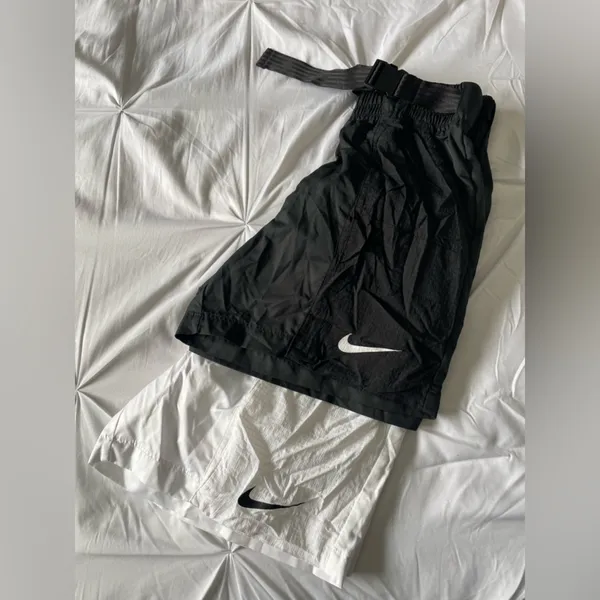 Nike Black Quilted Athletic Shorts - Image 6