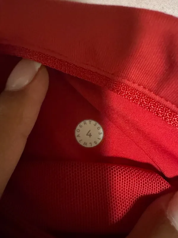 Lululemon Low-Rise 2.5" Dark Red Speed Up Lined Shorts - Image 3