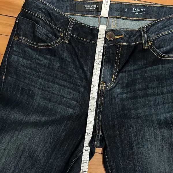 Vera Wang Jeans - Image 12