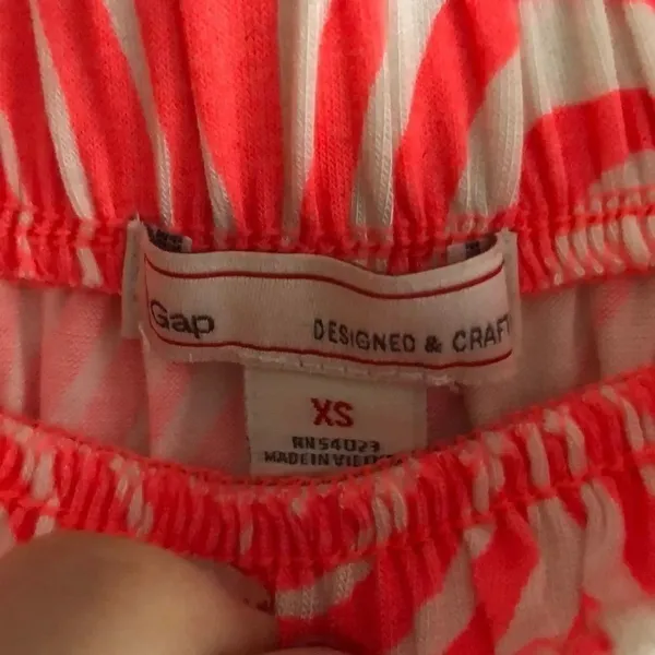 GAP Strapless Neon Pink Leaf Pattern Maxi Dress Size XS - Image 6