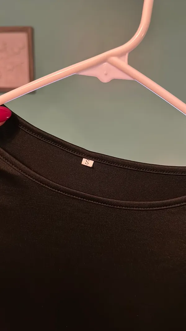 Amazon black long sleeve - Image 3