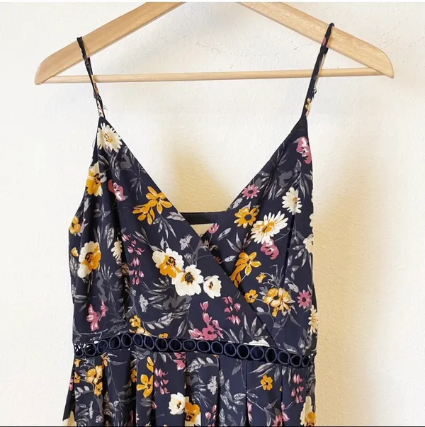 Floral Blue Midi Dress - Image 7