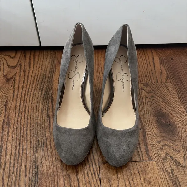 Jessica Simpson Bellemo Women’s Gray Suede Round Toe Block Heel Pumps Size 8.5 - Image 2