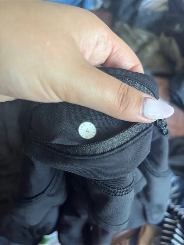 Lululemon Black Speed Short - Image 4