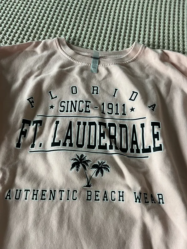 Pink Fort Lauderdale sweatshirt Size L #loungewear #cozy - Image 2