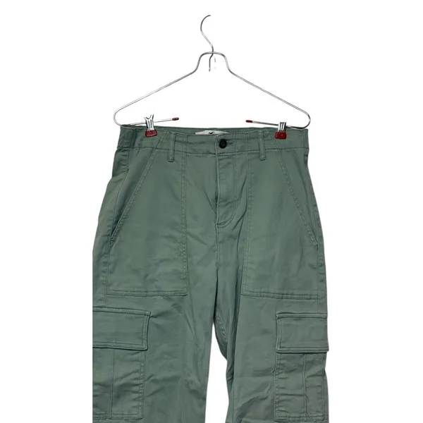 Hollister Women's Pants Ultra‎ High-Rise Cargo Straight Leg Stretch Green Medium - Image 4