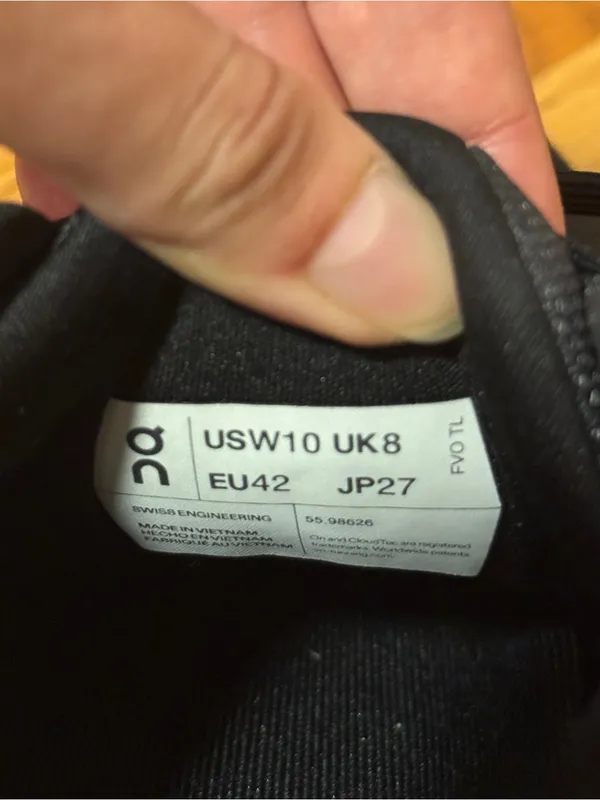 On Cloudgo Running Shoes Black Size 10 - Image 7