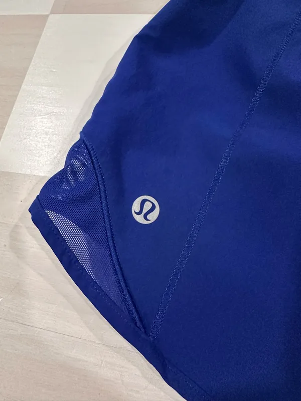 lululemon hotty hot high rise hr lined short 4” long cerulean blue W7AYXT 6 - Image 3