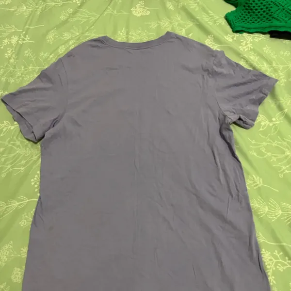 Nike Lavender Short Sleeve Logo Tee Sz M - Image 5