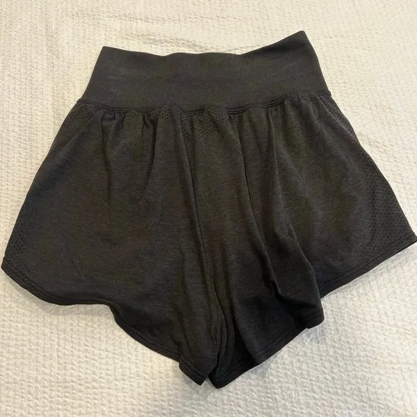 Gymshark black compression double shorts S women - Image 3