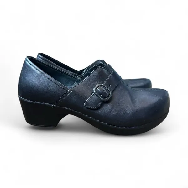 Dansko Tamara Black Leather Buckle Clogs EU 40 US 9.5 10 Comfort Career Shoes - Image 2