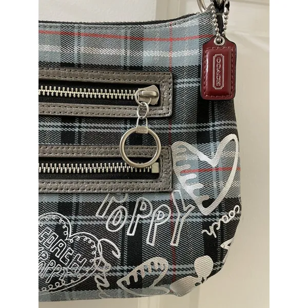 Rare Coach Poppy Tartan silver Plaid shoulder Bag limited edition - Image 3
