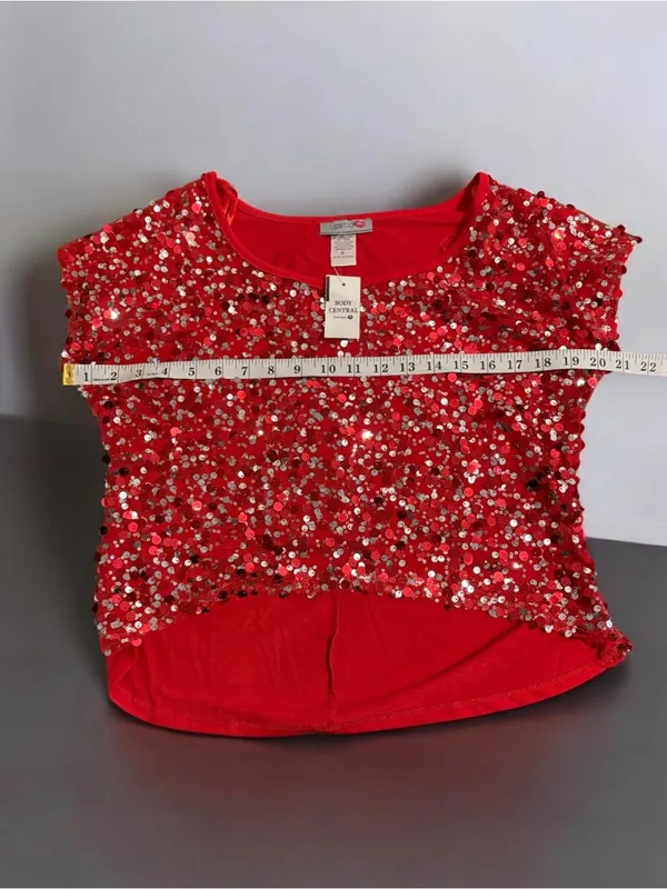 Body Central Red Sequin Crop Top - Image 2