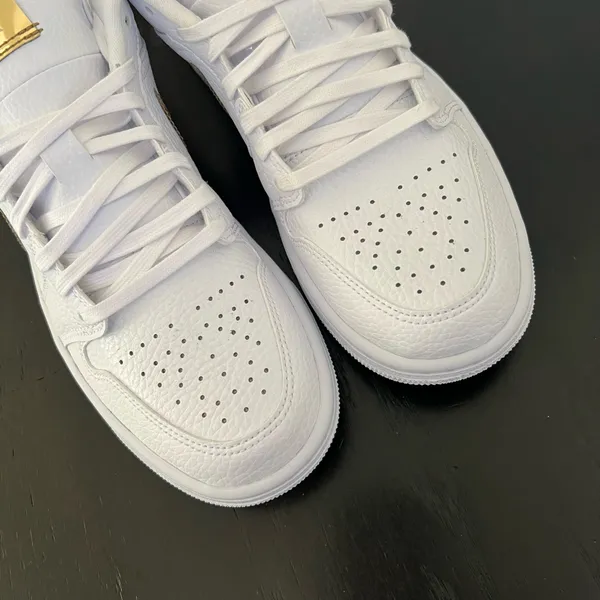 New NIKE Air Jordan 1 Retro Low 'White Metallic Gold' - Image 5