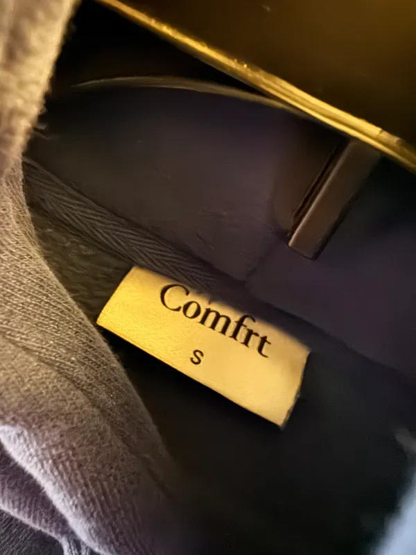 Comfrt Sweatshirt  - Image 7