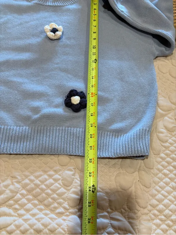 Gilli 3D Crochet Flower Applique Mock Neck Sweater blue white Wmns S - Image 9
