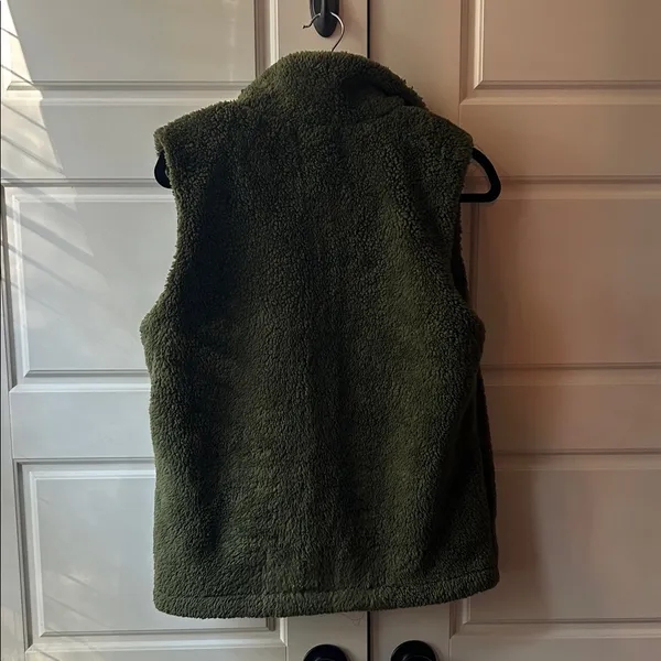 The Impeccable Pig Olive Fleece Vest - Image 4