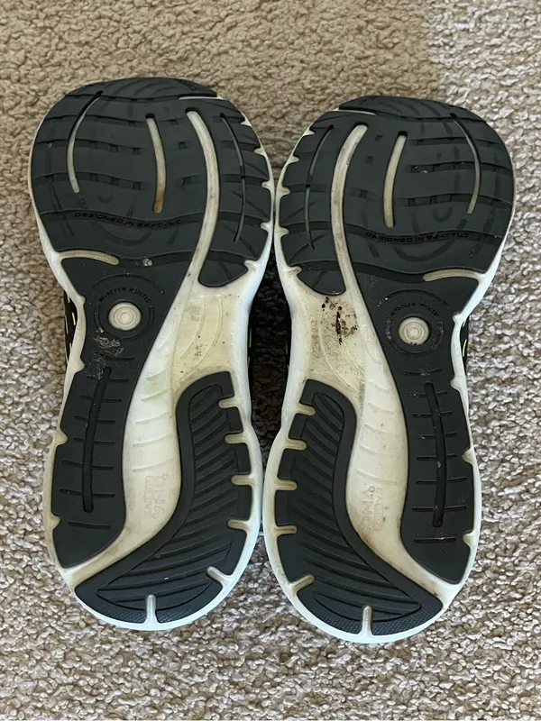 Brooks Glycerin Women’s 20 Ebony Nightlife Sneakers Size 9 - Image 4