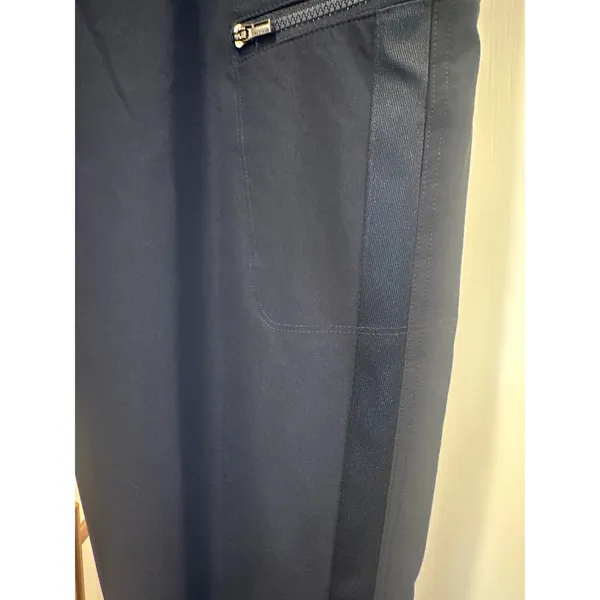 Athleta Wander Hybrid Pant Navy Blue Tapered Cargo Hiking Travel Womens 10 Tall - Image 4