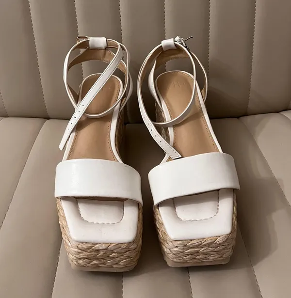 JustFab White Platform Heel Wedges raffia Heels coastal grandma shabby chic - Image 2