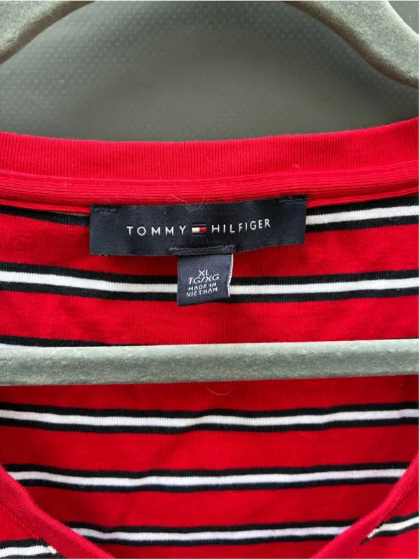 Women's Tommy Hilfiger Striped V-Neck Short Sleeve Tee Red White XL - Image 3