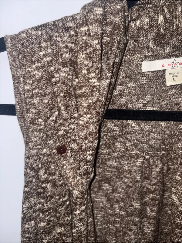 Fever Open-Front Sleeveless Knit Vest in size Large - Image 3
