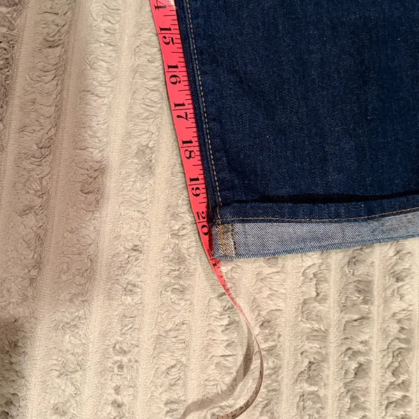 Old Navy The Sweetheart Dark Wash Denim Capris Jeans Blue Size 6 Regular - Image 7