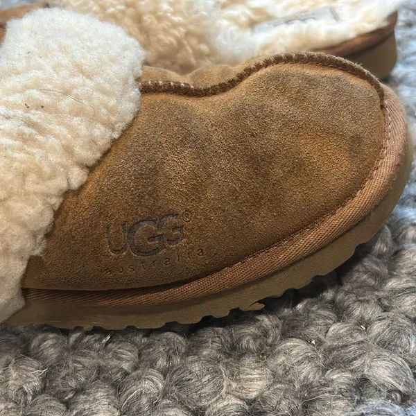 Ugg Australia Scuffette Slippers Authentic in Chestnut Size 7 - Image 5