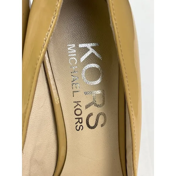 Michael Kors Women's Beige Leather Shoes/Heels Sz 6.5M SKU 4521 - Image 6