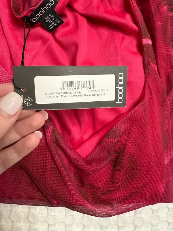 Boohoo Dress - Image 4