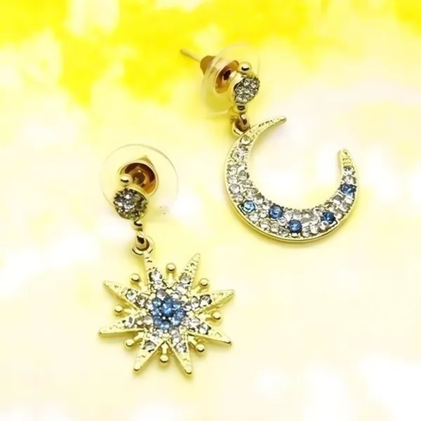 Star and Moon Mismatched Earrings Gold - Image 2