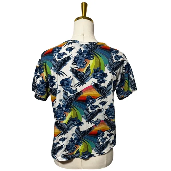 Farm Rio for Anthropologie Aves Graphic Tee Rainbow Macaw Floral Size Medium - Image 2