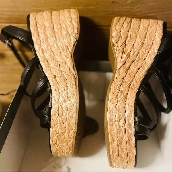 New with Box Stone & Sun Finnickk Strappy Espadrille Wedge Sandals. Size 7.5 - Image 6